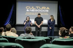 O encontro contou com a presença da prefeita de Pinhais, Rosa Maria, da secretária municipal de Governo, Ana Paula Cordeiro Mendes, e do secretário de Cultura, Esporte e Lazer, William Kempinski