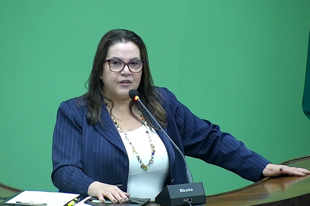 Na oportunidade, a prefeita de Pinhais, Rosa Maria, reforçou o compromisso da administração com o rigor orçamentário e o atendimento prioritário às necessidades da população