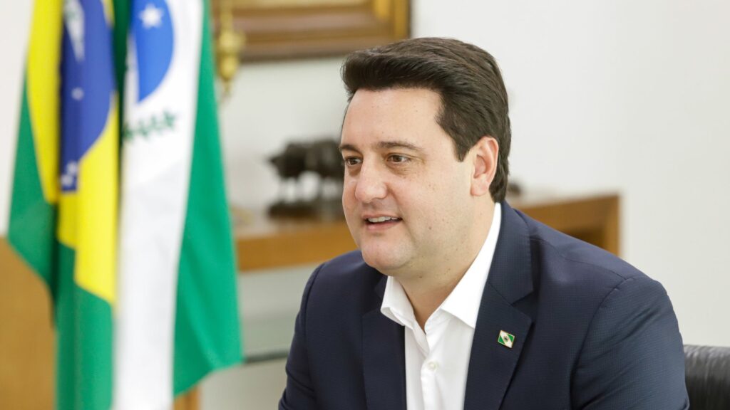 Ratinho Junior convoca prefeitos do Paraná para apoio a Flávio Bolsonaro 4 ratinho junior Ratinho Junior convoca prefeitos do Paraná para apoio a Flávio Bolsonaro